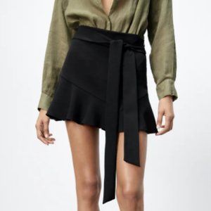 Zara Black Bow Trim Skort